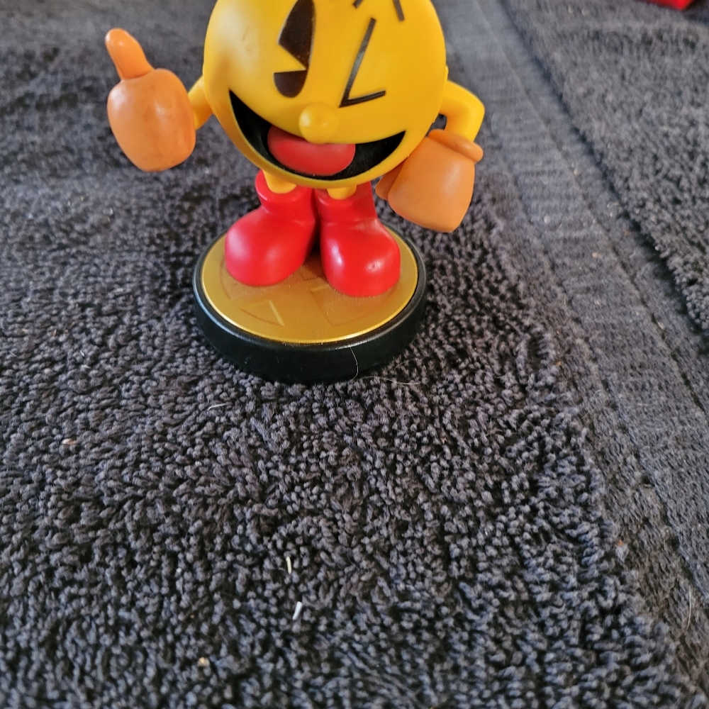 Pac Man Collectable - Picture 2 of 6